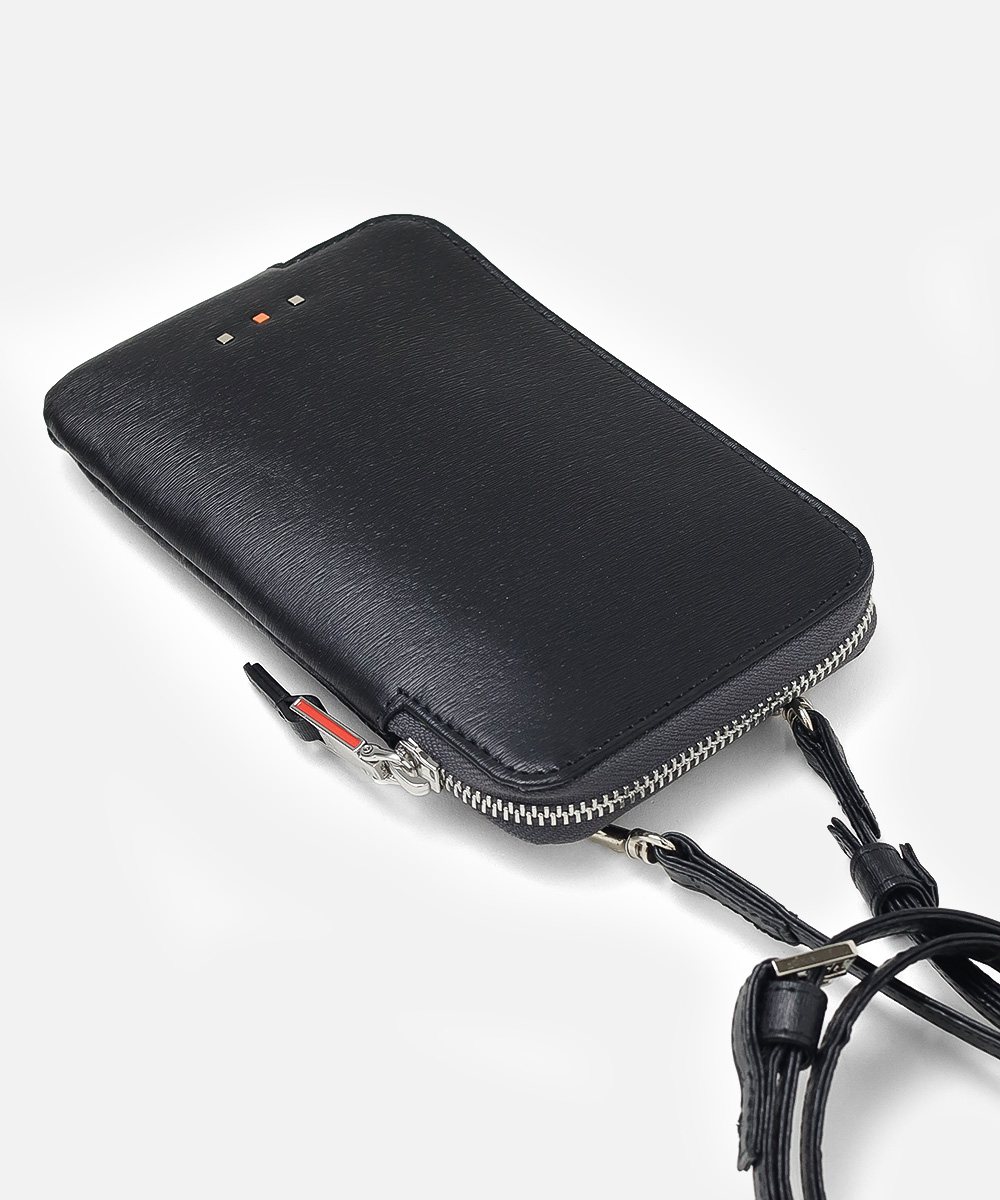 イズイット ノボII スマホショルダーバッグ