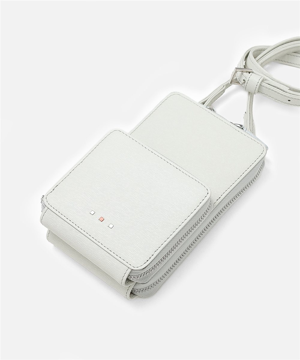 イズイット ノボII スマホショルダーバッグ