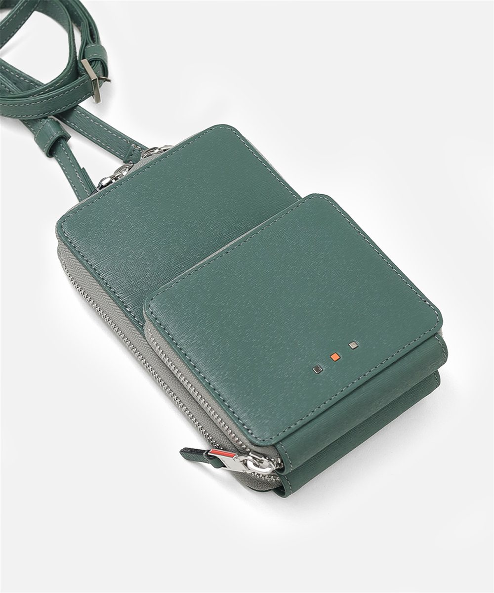 イズイット ノボII スマホショルダーバッグ