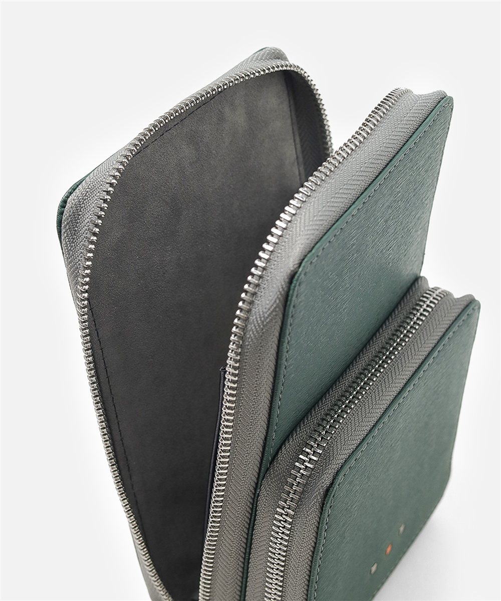 イズイット ノボII スマホショルダーバッグ