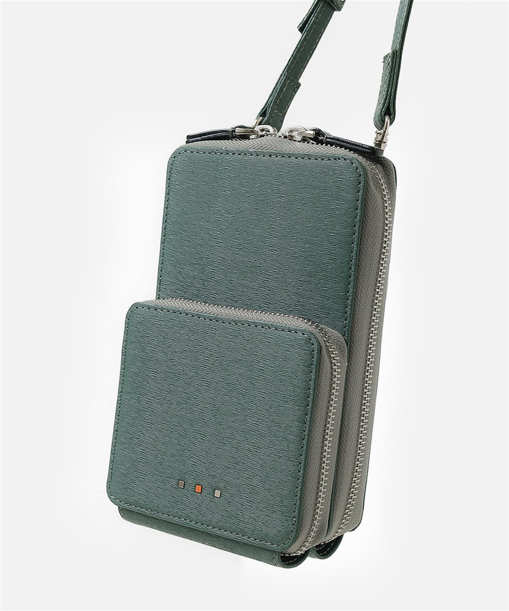 イズイット ノボII スマホショルダーバッグ