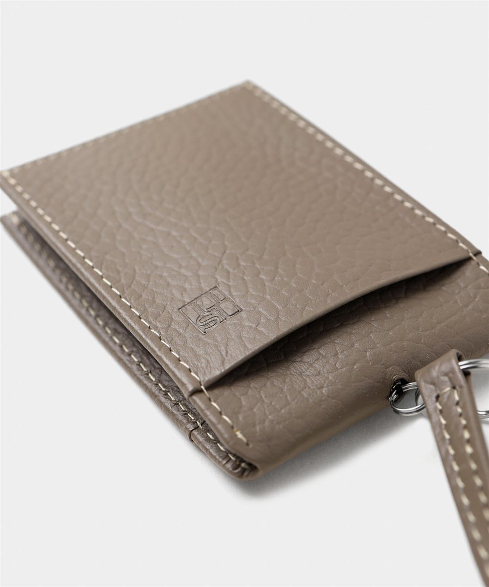 イズイット ノボ キーケース兼用パスケース リール付き