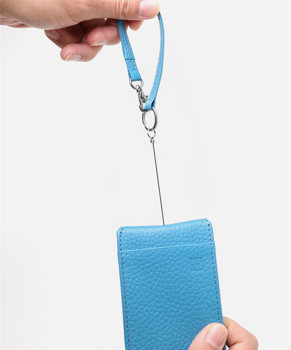 イズイット ノボ キーケース兼用パスケース リール付き