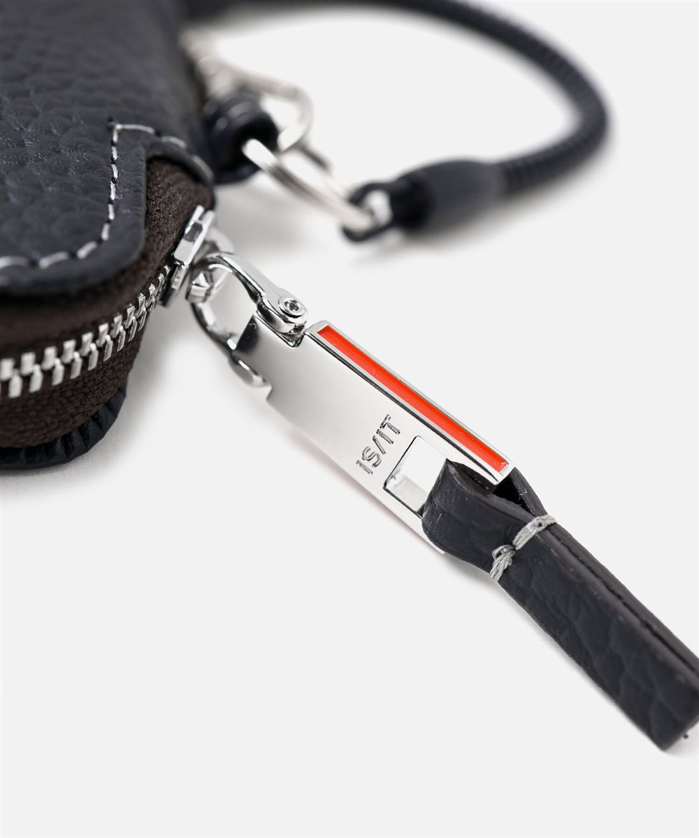 イズイット ノボ パスケース兼用小銭入れ コイルチェーン付属