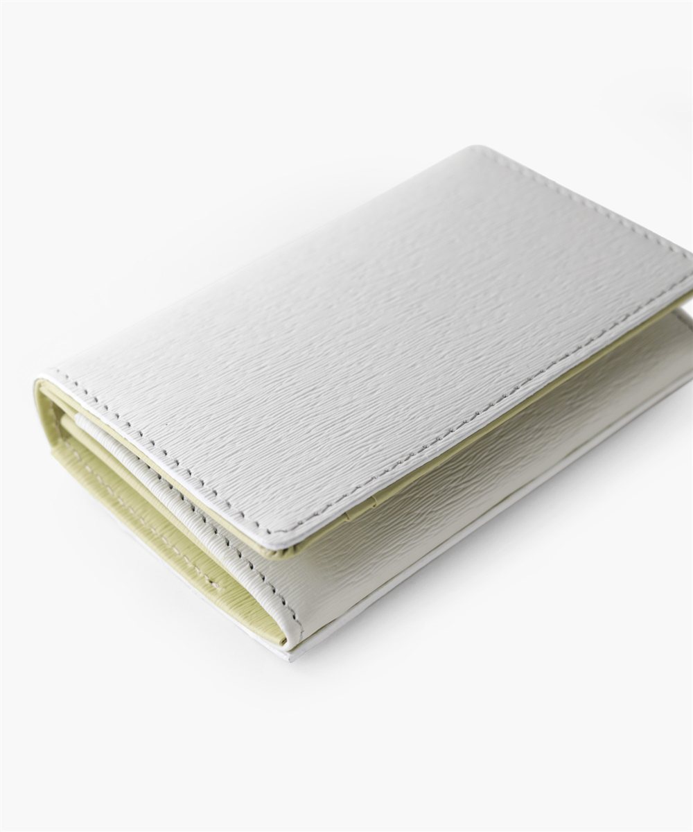 イズイット ノボII 名刺入れ