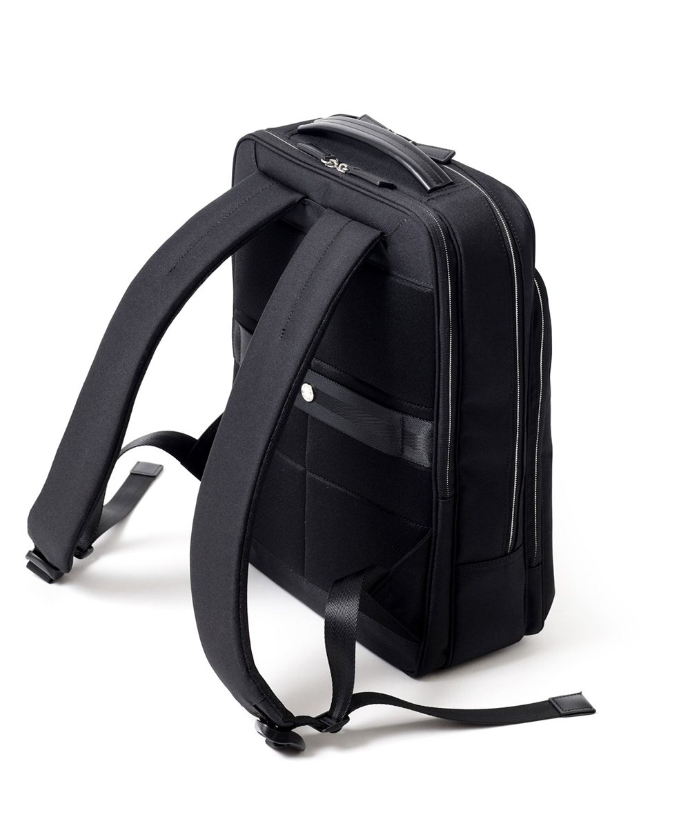 イズイット マイナビ2024 ビジネスリュック A4 セットアップ対応 サコッシュ付属