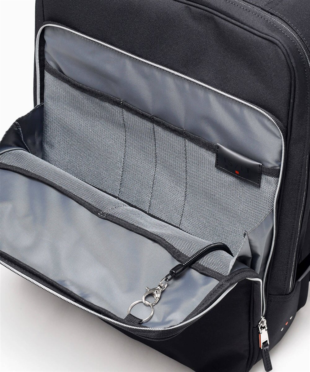 イズイット マイナビ2024 ビジネスリュック B4 セットアップ対応 サコッシュ付属