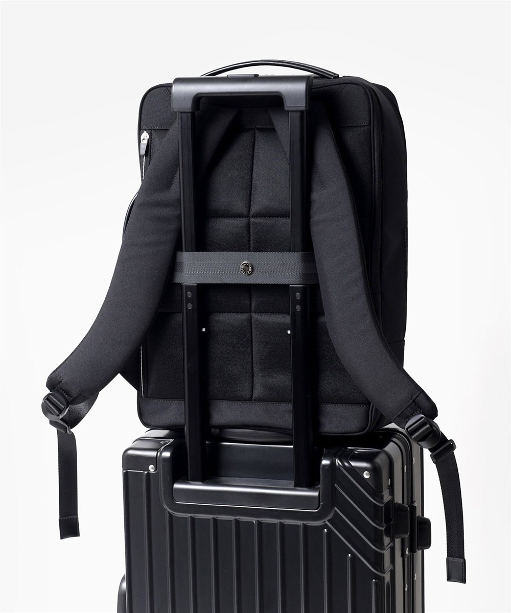 IS/IT / イズイット マイナビ2024 ビジネスリュック B4 セットアップ