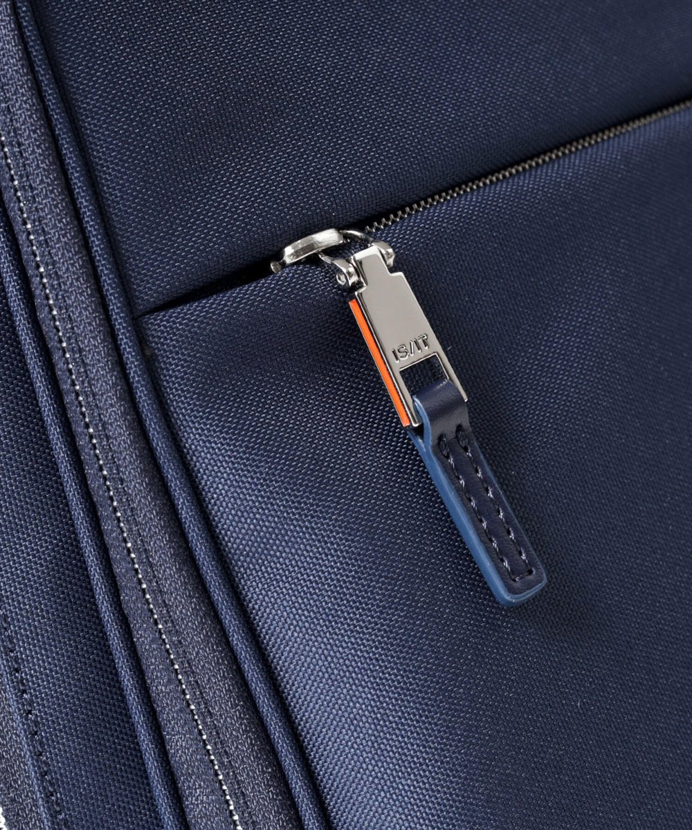 イズイット マイナビ2024 ビジネスリュック B4 セットアップ対応 サコッシュ付属