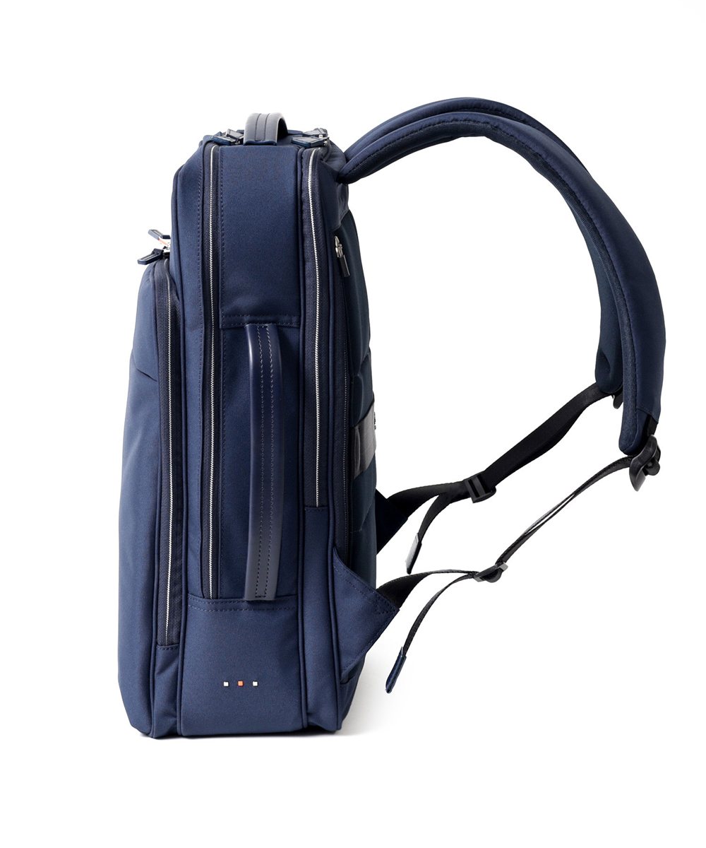 イズイット マイナビ2024 ビジネスリュック B4 セットアップ対応 サコッシュ付属