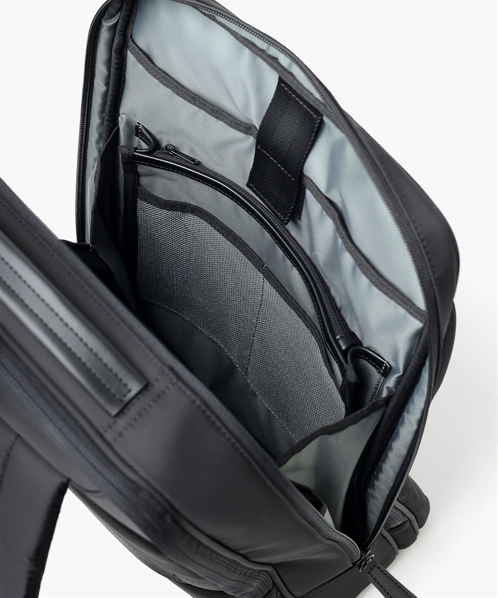 イズイット マイナビソリッド ビジネスリュック A4 セットアップ対応 サコッシュ付属