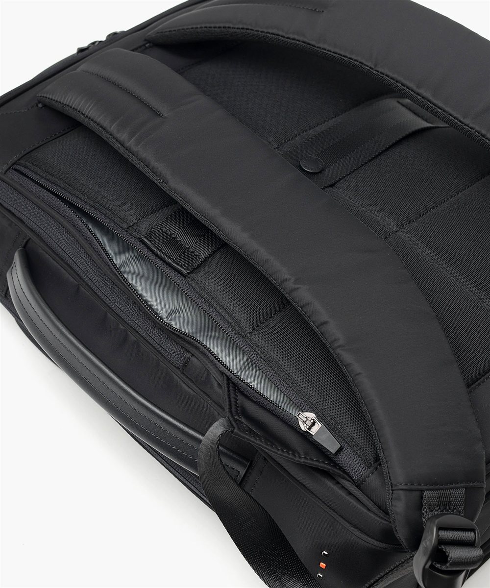 イズイット マイナビソリッド ビジネスリュック A4 セットアップ対応 サコッシュ付属