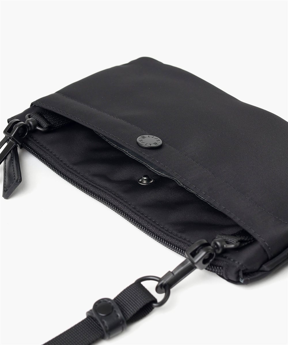 イズイット マイナビソリッド ビジネスリュック A4 セットアップ対応 サコッシュ付属