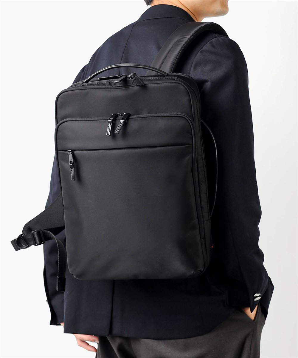 イズイット マイナビソリッド ビジネスリュック A4 セットアップ対応 サコッシュ付属