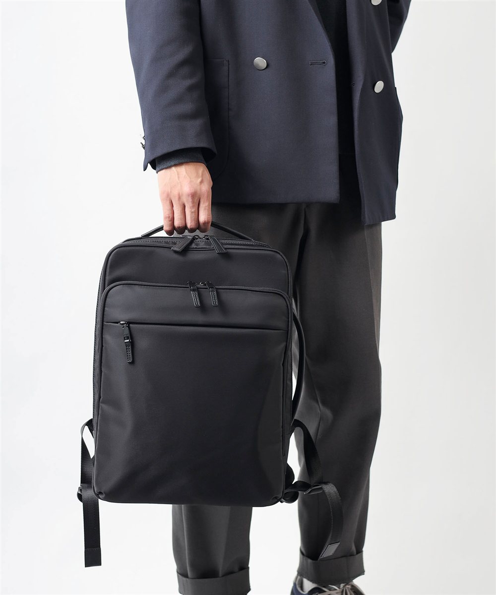 イズイット マイナビソリッド ビジネスリュック A4 セットアップ対応 サコッシュ付属