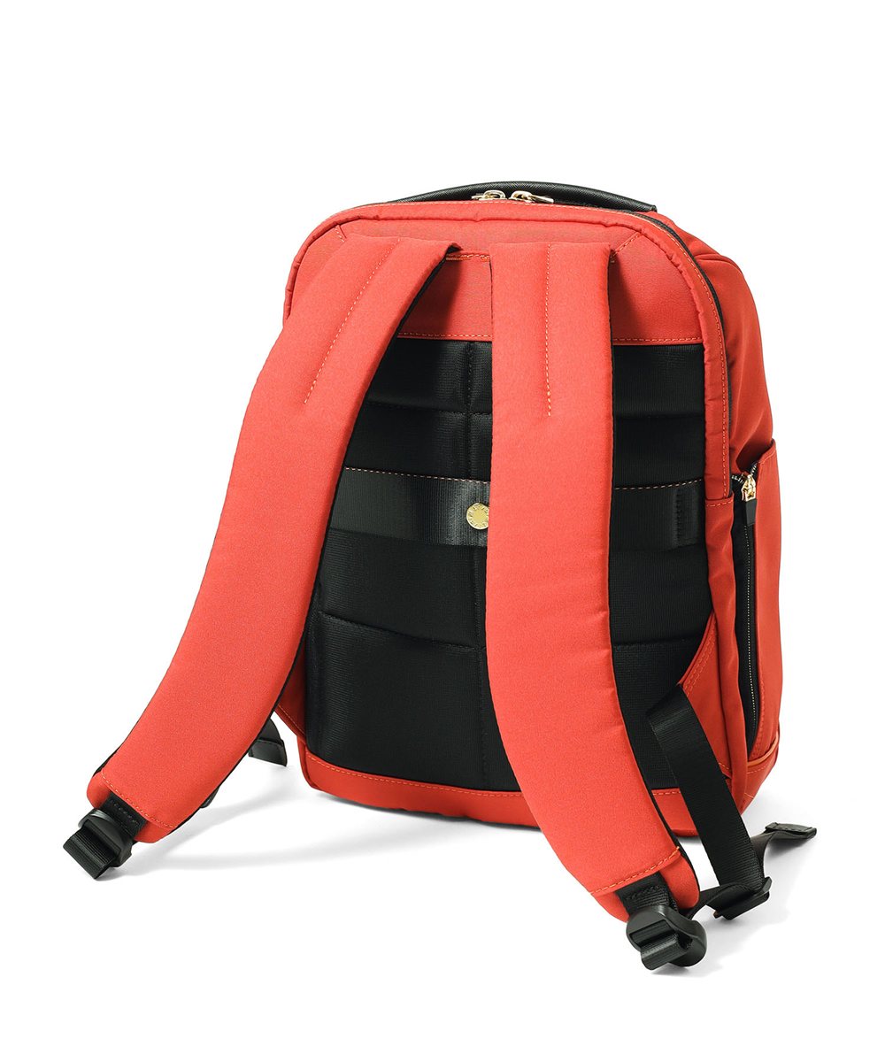 イズイット モデスト リュック A4 13.3インチPC対応