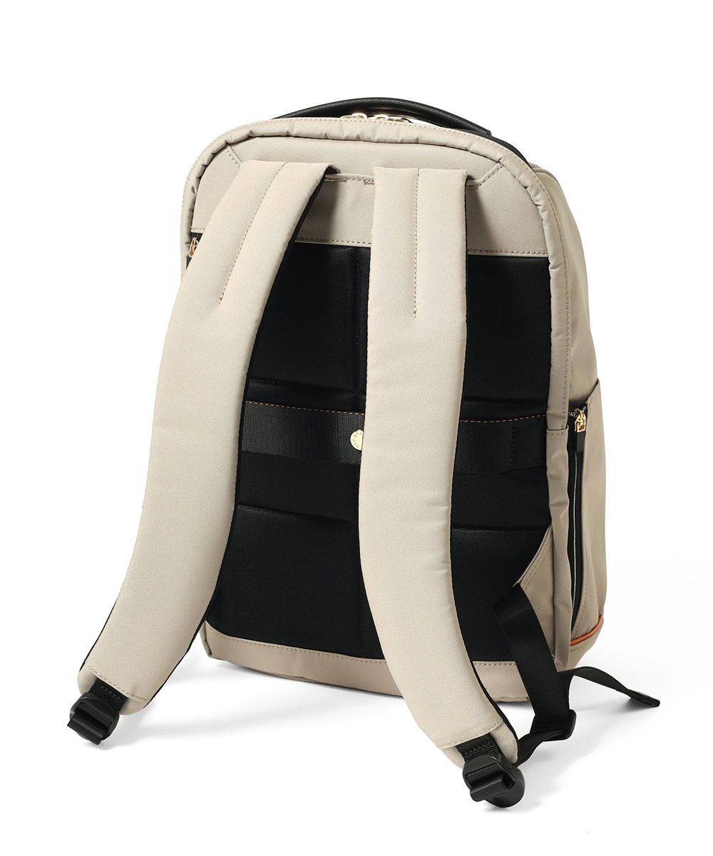 イズイット モデスト リュック A4 15.6インチPC対応