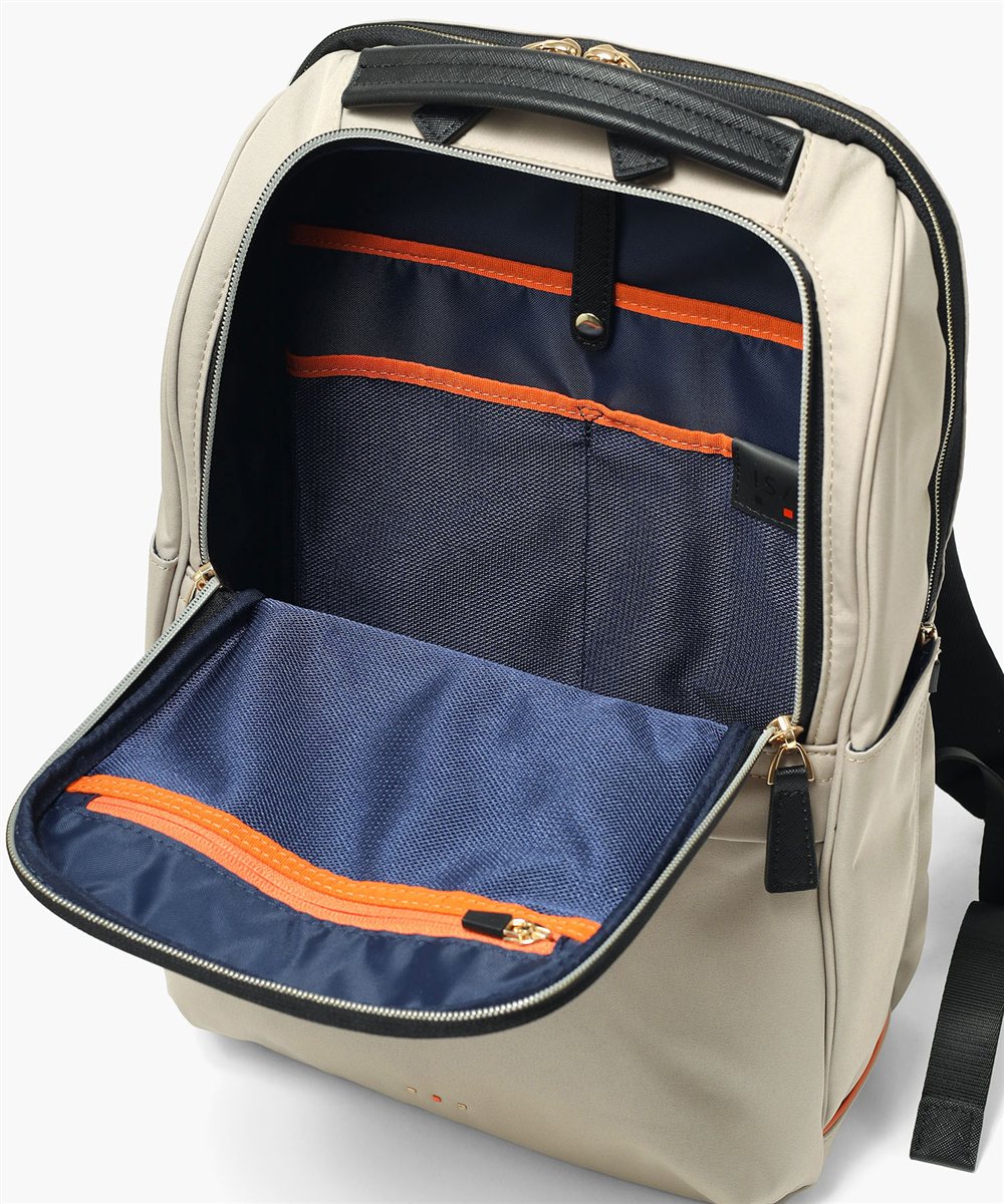 イズイット モデスト リュック A4 15.6インチPC対応