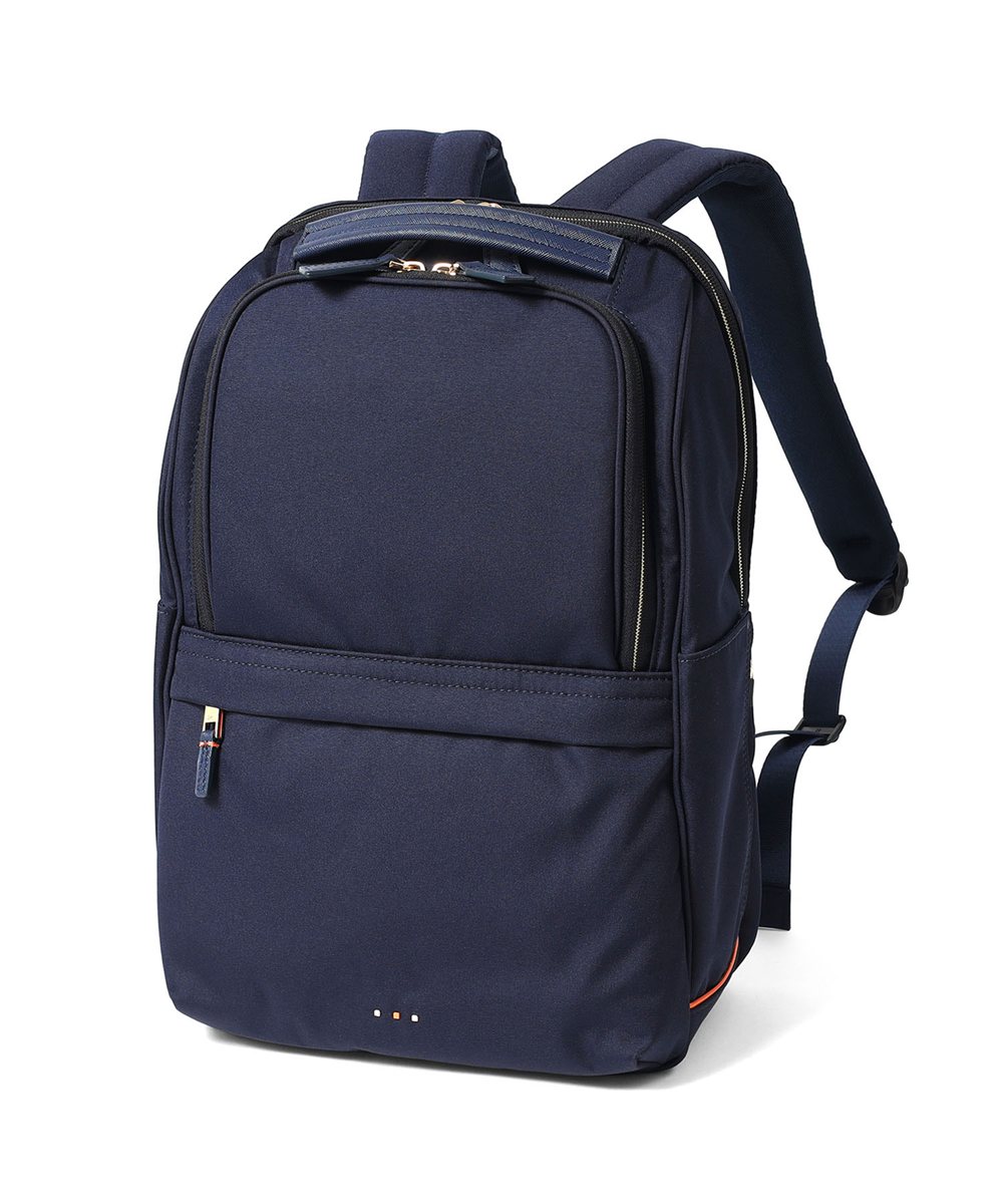 イズイット モデスト リュック A4 15.6インチPC対応