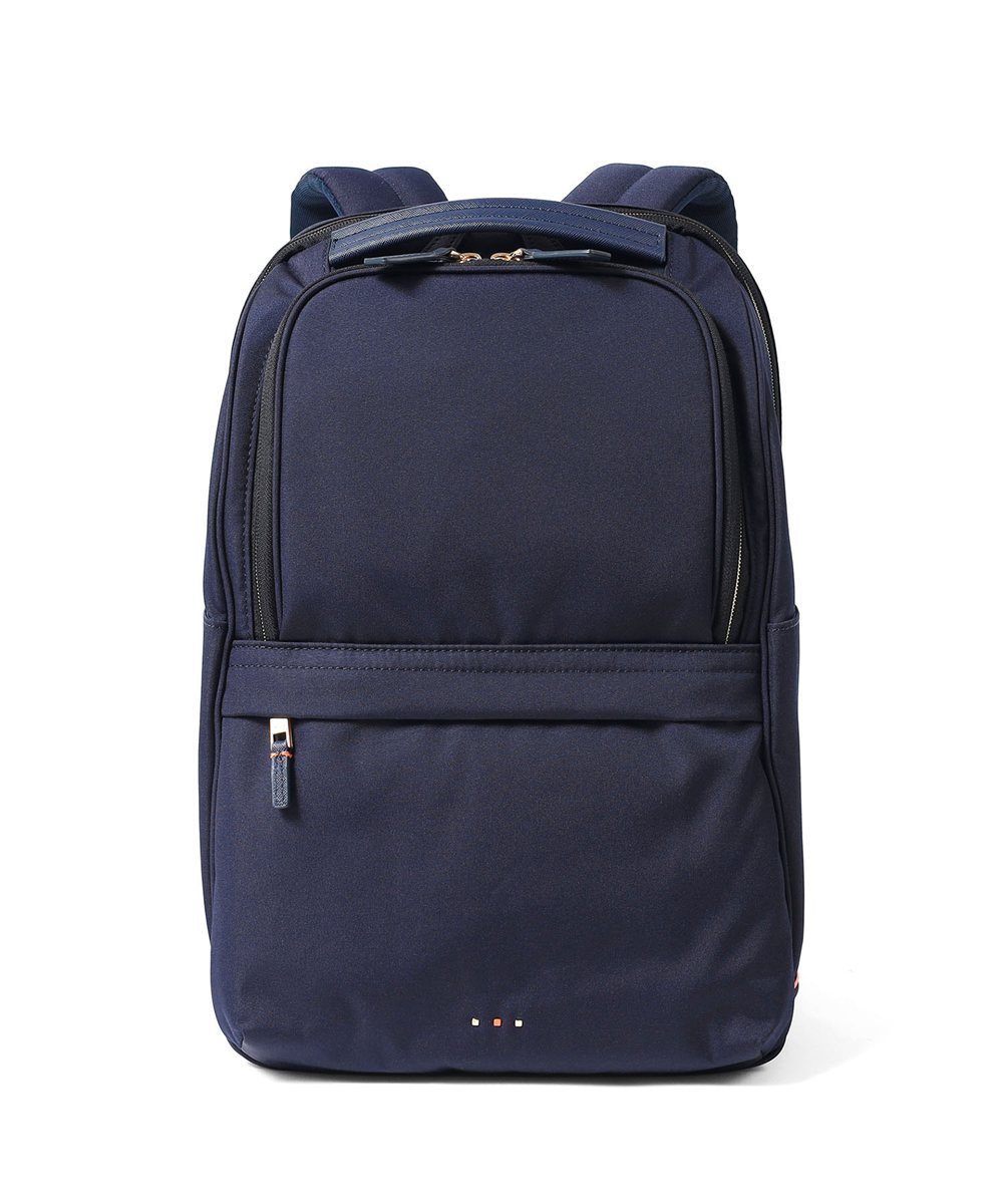 イズイット モデスト リュック A4 15.6インチPC対応