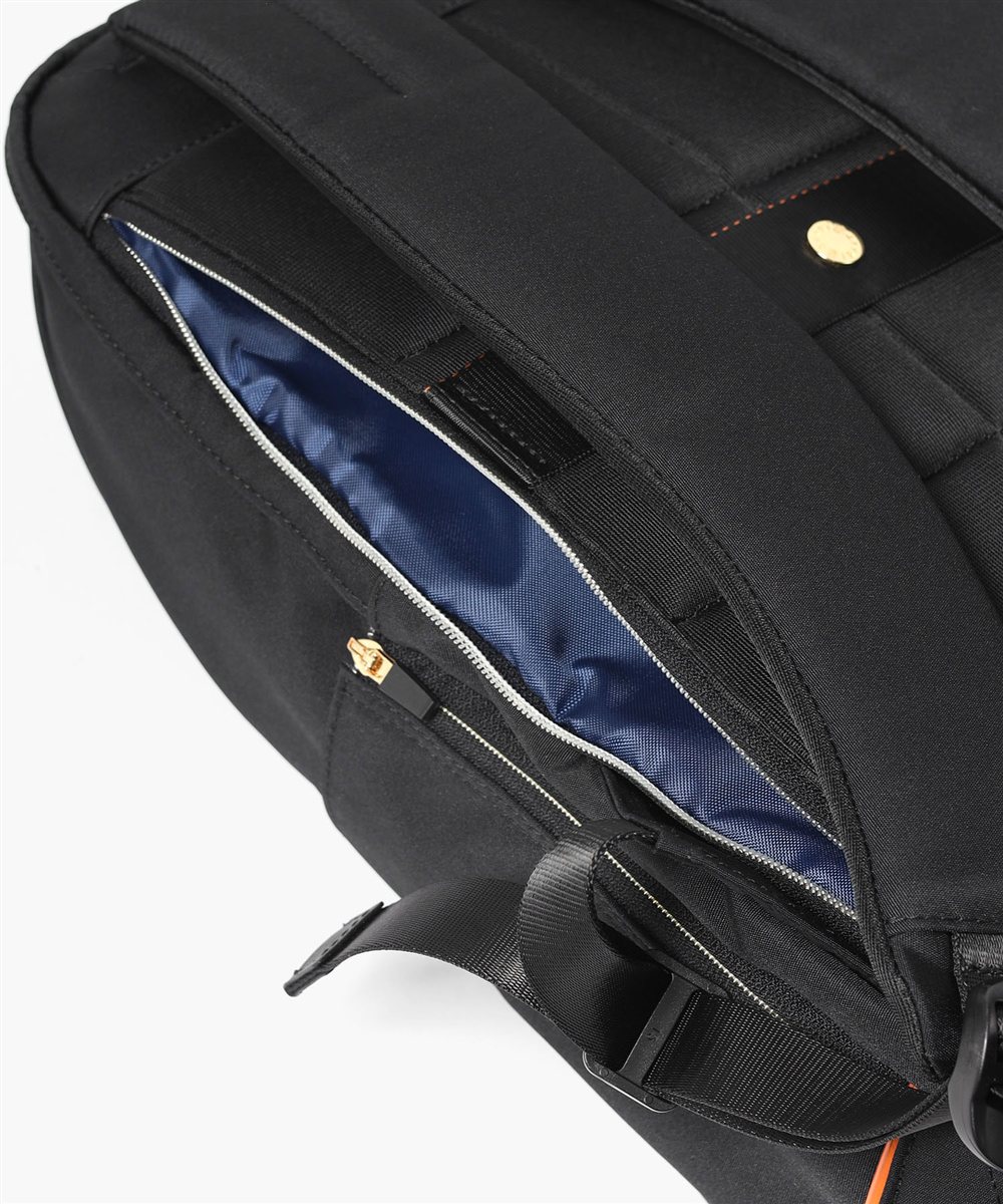 イズイット モデスト リュック A4 15.6インチPC対応