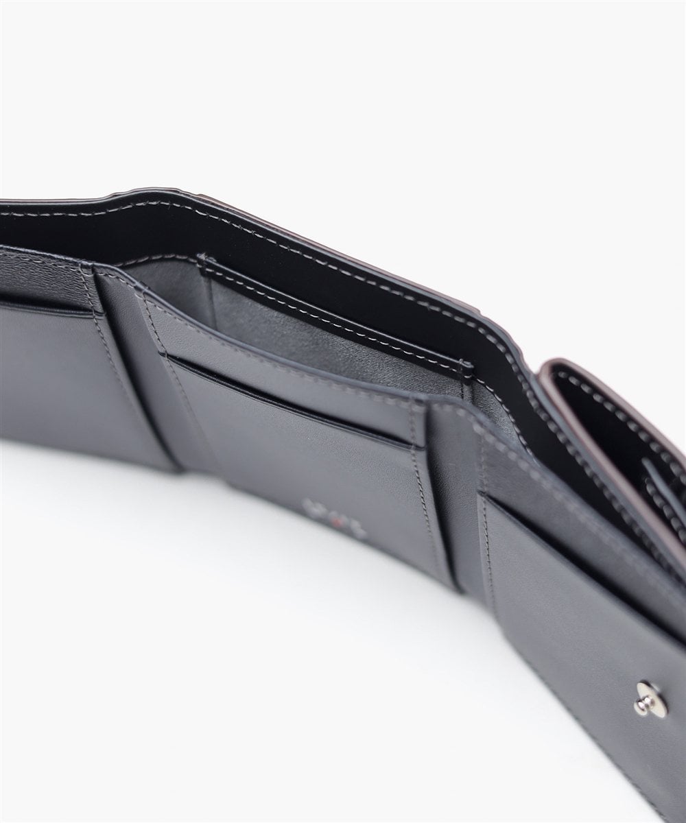 イズイット ウエストII 三つ折り財布 カード段7