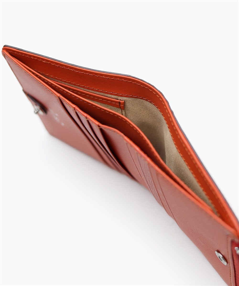 イズイット ウエストII 二つ折り財布 カード段9