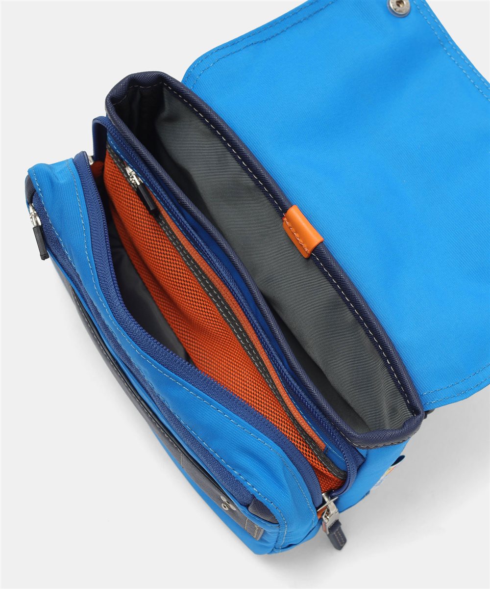 イズイット ウェザー ミニショルダーバッグ ヨコ型