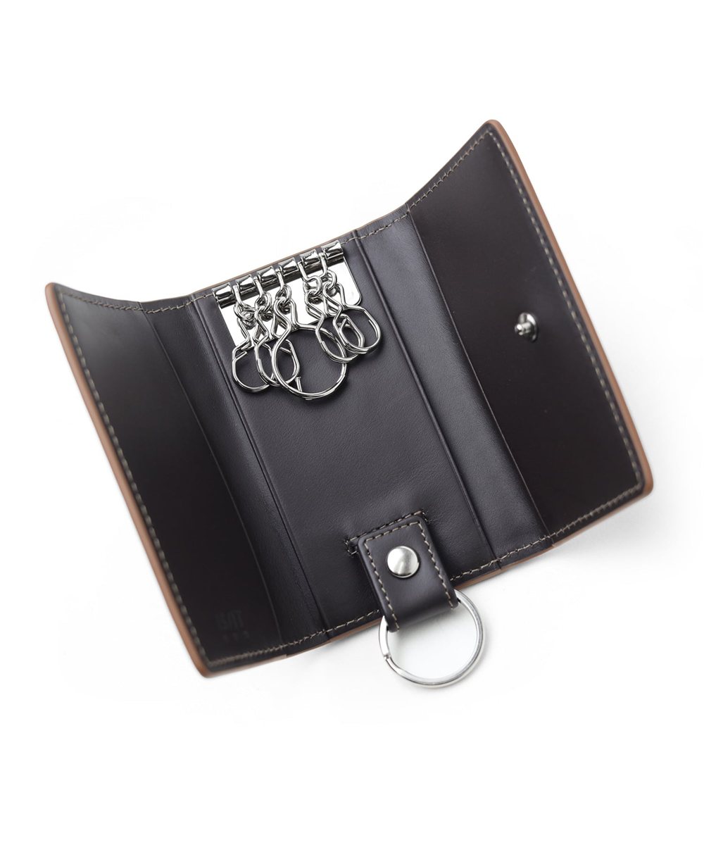 イズイット バトックス コードバン キーケース