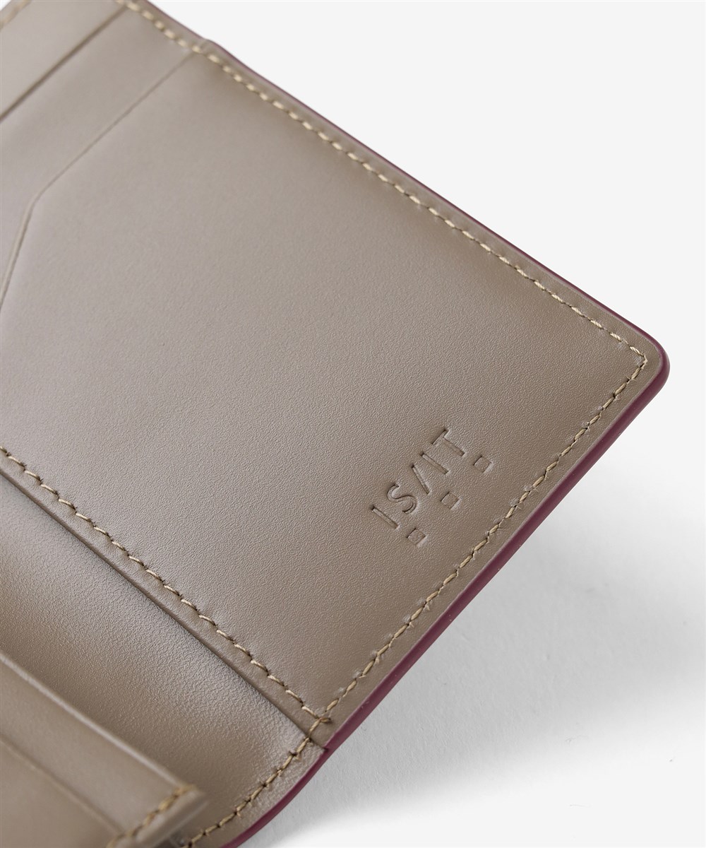 イズイット バトックス コードバン 名刺入れ