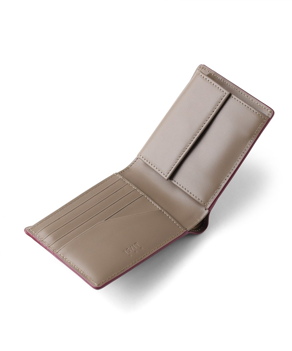 イズイット バトックス コードバン 二つ折り財布 カード段9