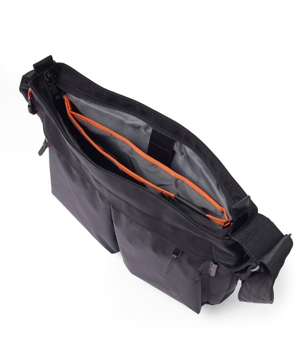 イズイット X-PAC ショルダーバッグ A4