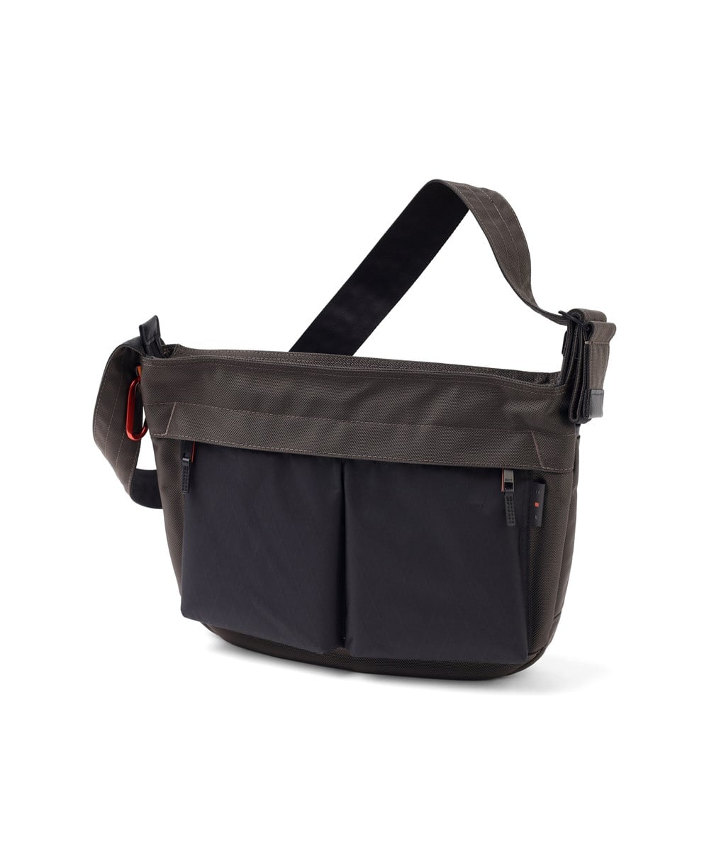 イズイット X-PAC ショルダーバッグ A4