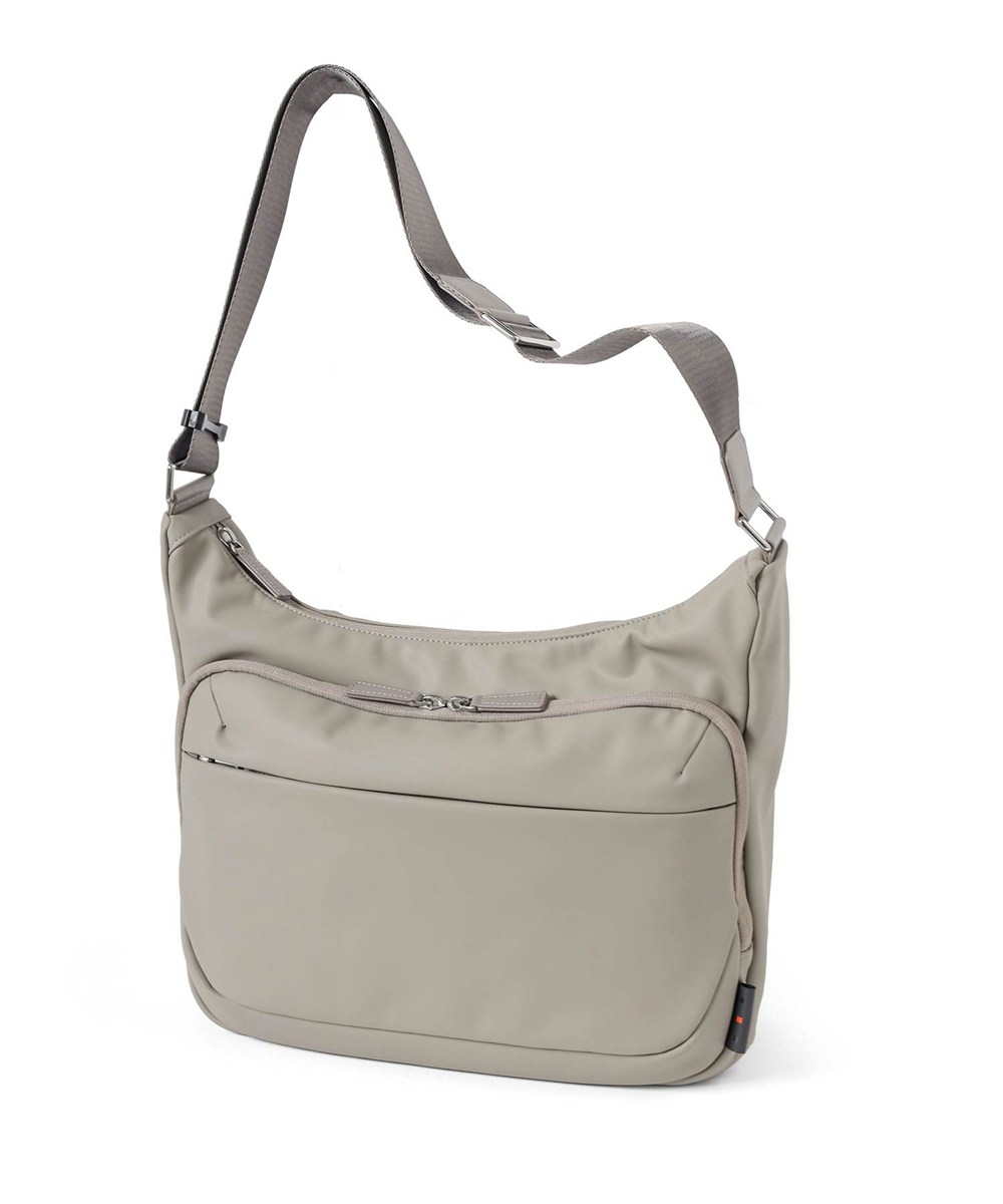 イズイット マイナビカジビジ ショルダーバッグ A4