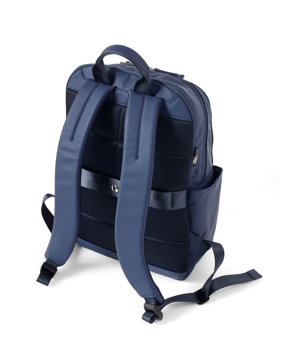 イズイット マイナビカジビジ リュック A4 13.3インチPC対応