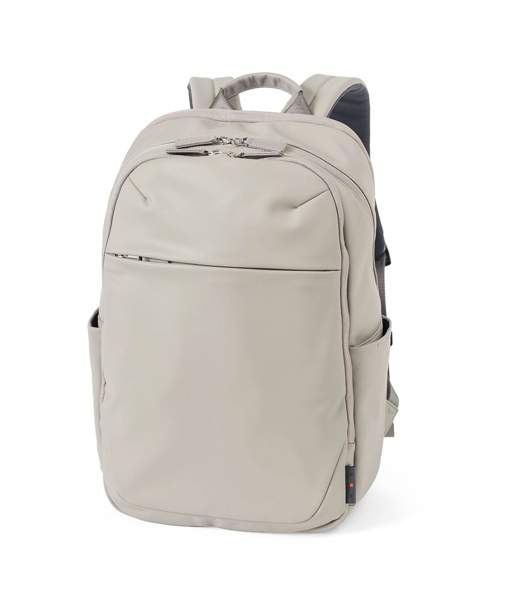 イズイット マイナビカジビジ リュック B4 15.6インチPC対応