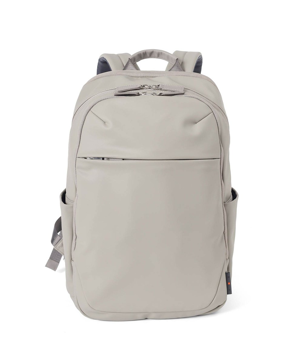 イズイット マイナビカジビジ リュック B4 15.6インチPC対応