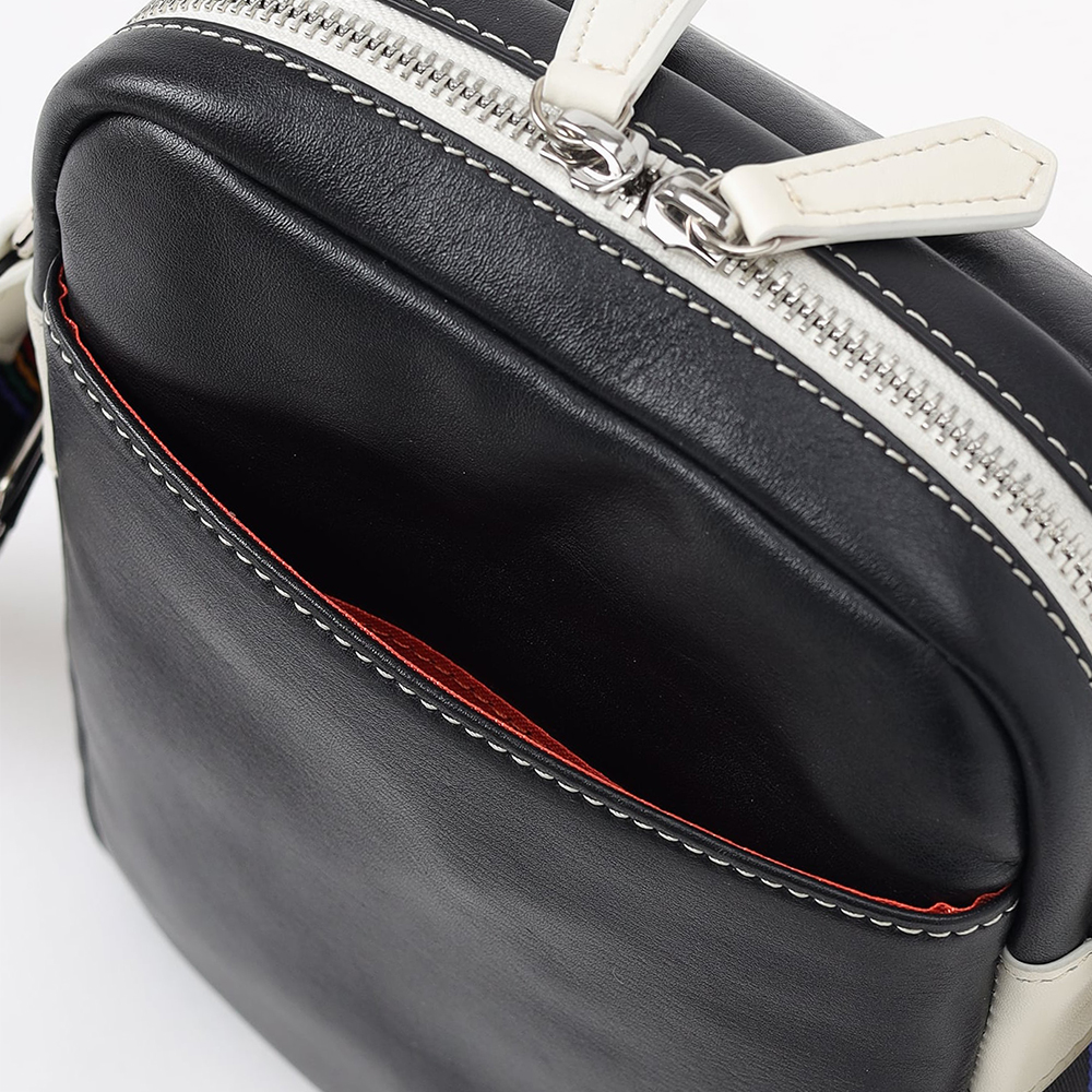 カステルバジャック ミニレザーショルダーバッグ