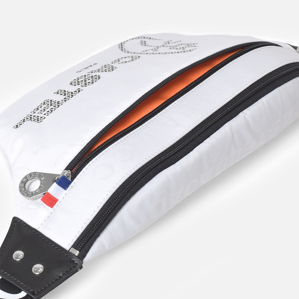 カステルバジャック パセ ボディバッグ