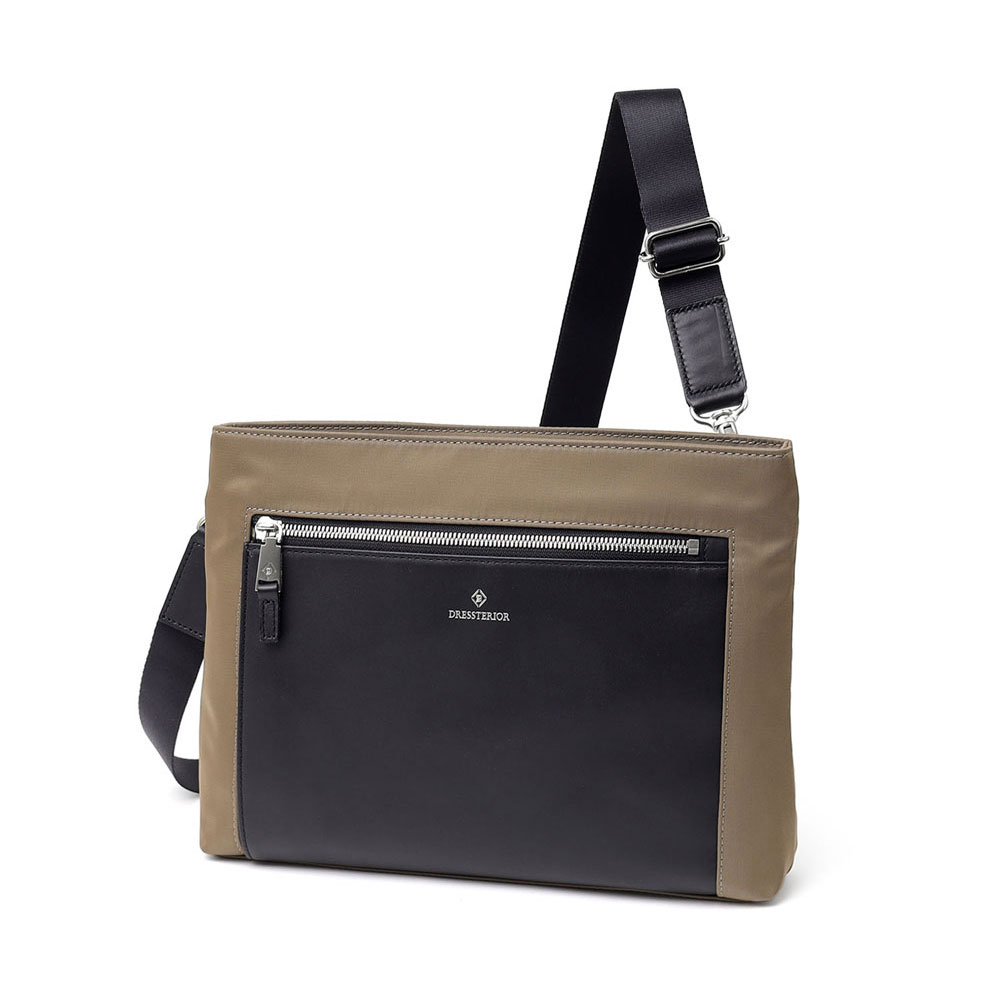 ドレステリア レークランド クラッチバッグ兼用 ショルダーバッグ