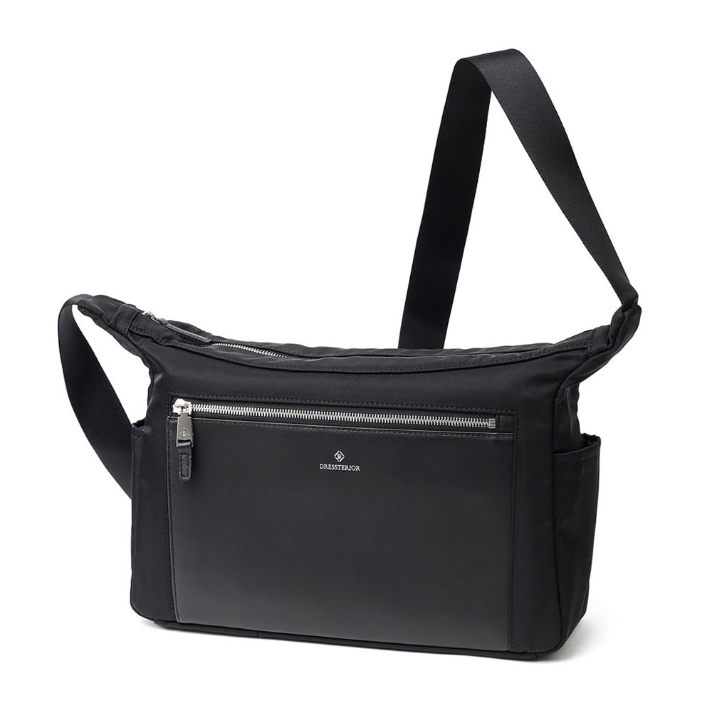 ドレステリア レークランド ショルダーバッグ A4