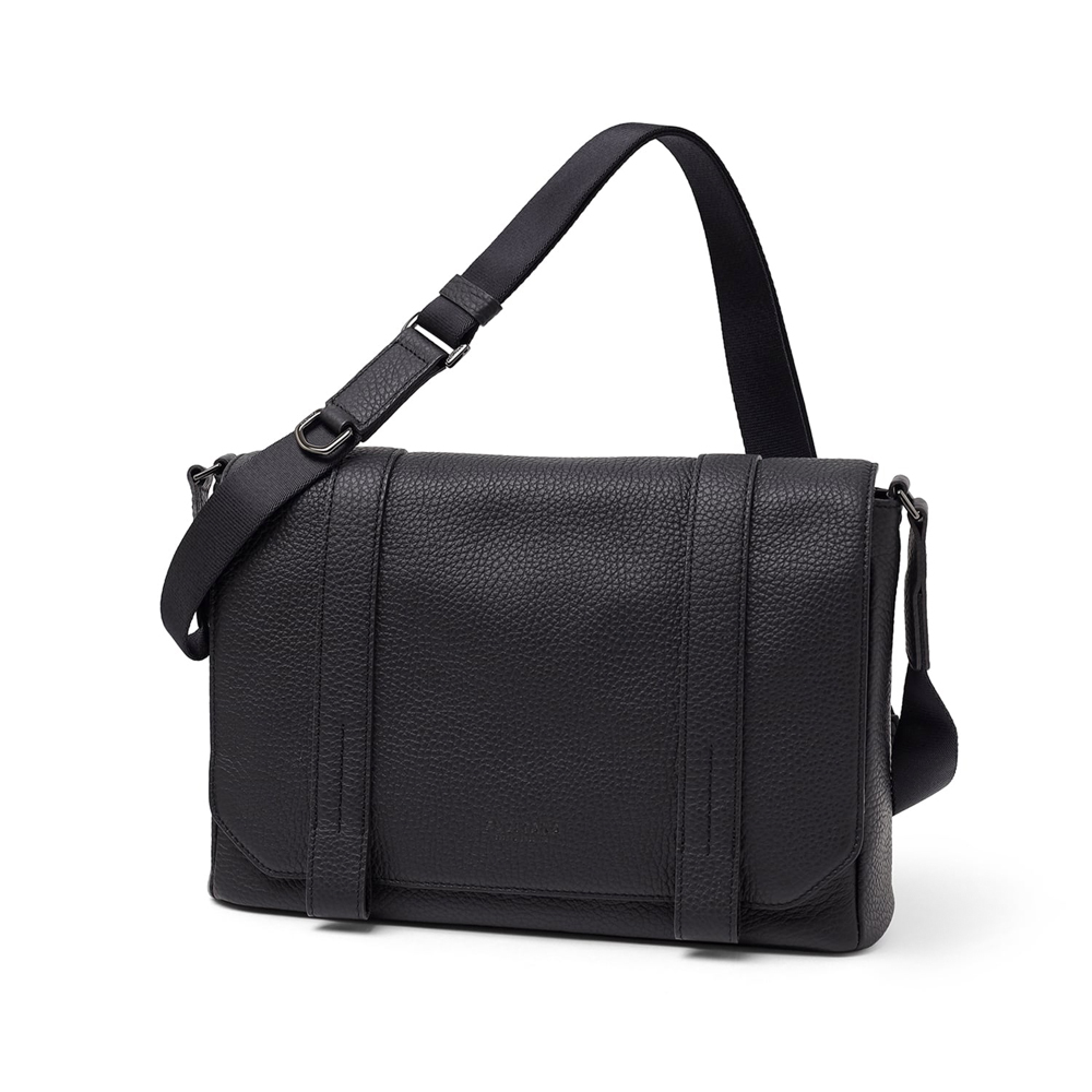 フジタカ かぶせ レザーショルダーバッグ B5