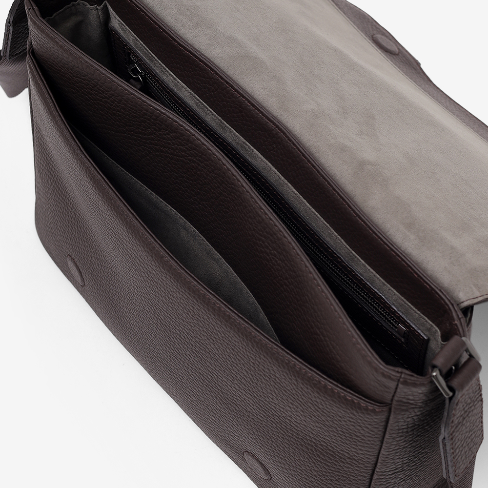 フジタカ かぶせ レザーショルダーバッグ B5