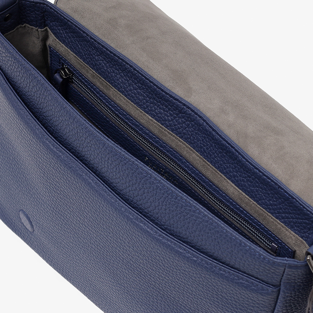 フジタカ かぶせ レザーショルダーバッグ B5