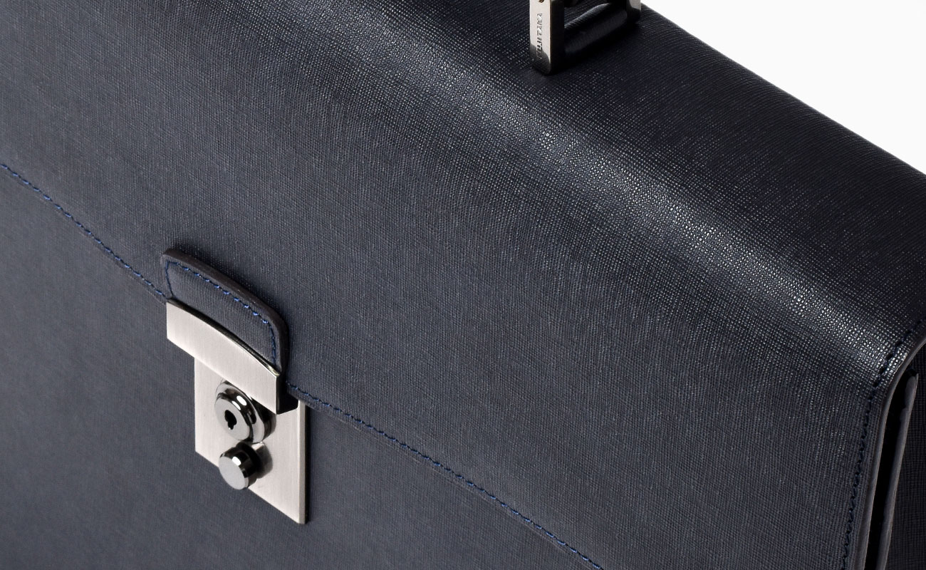 フジタカ ディアマン レザービジネスバッグ A4 カブセ