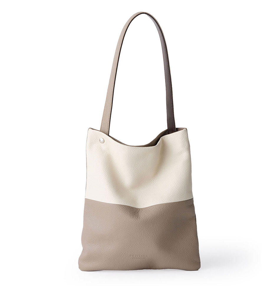 フジタカ シーム レザーマルチバッグ B5