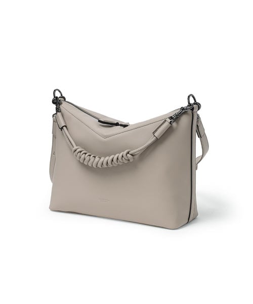 フジタカ トレッソ レザーショルダーバッグ