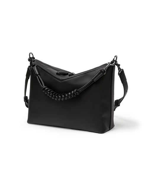 フジタカ トレッソ レザーショルダーバッグ