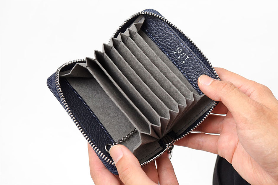 イズイット アコーディオン ラウンドファスナーカードケース