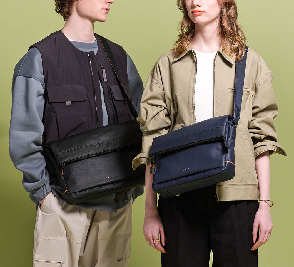 イズイット グリンザ ショルダーバッグ B5